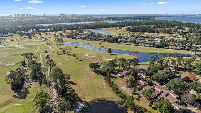 Photo - 4844 Huron Dr