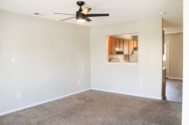 Photo - 1996 W Brandymill Ln