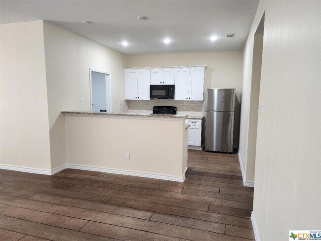 Photo - 546 Lost Trl