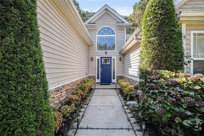 Photo - Beautiful Open Ranch Home in Reid Plantation Community!