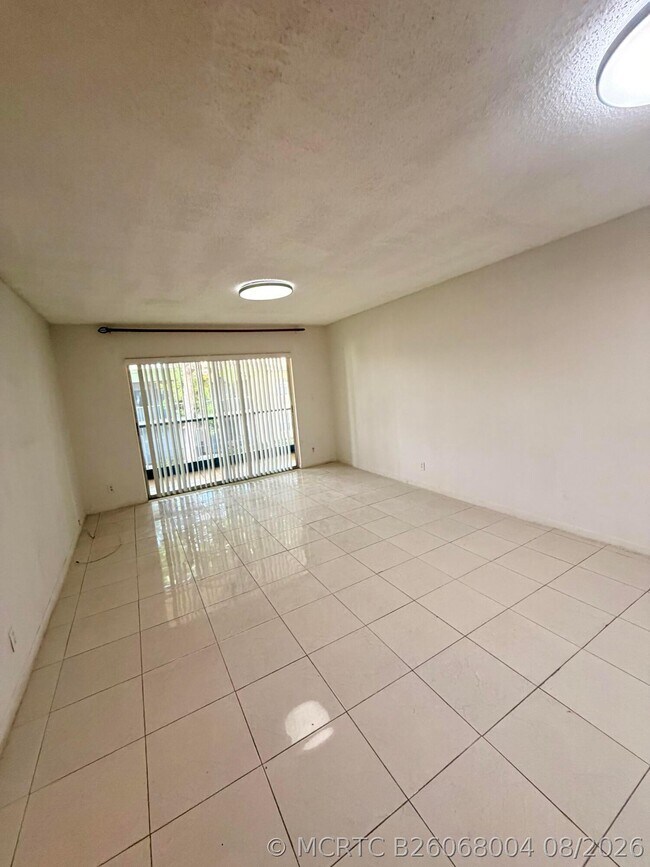 4159 NW 90th Ave Unit 204