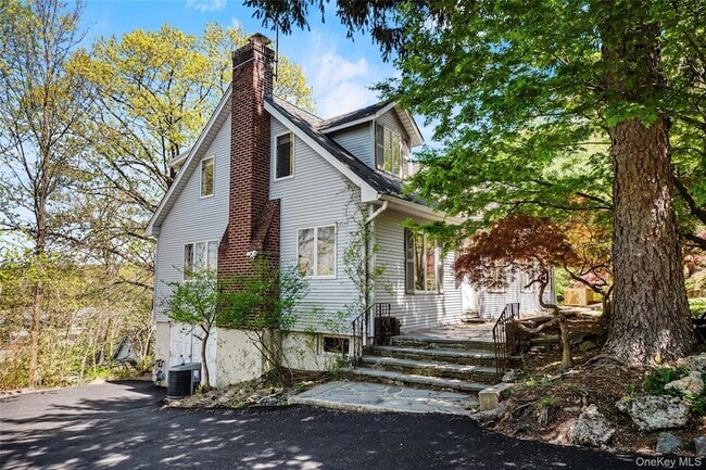 Photo - 515 Mountainview Ave