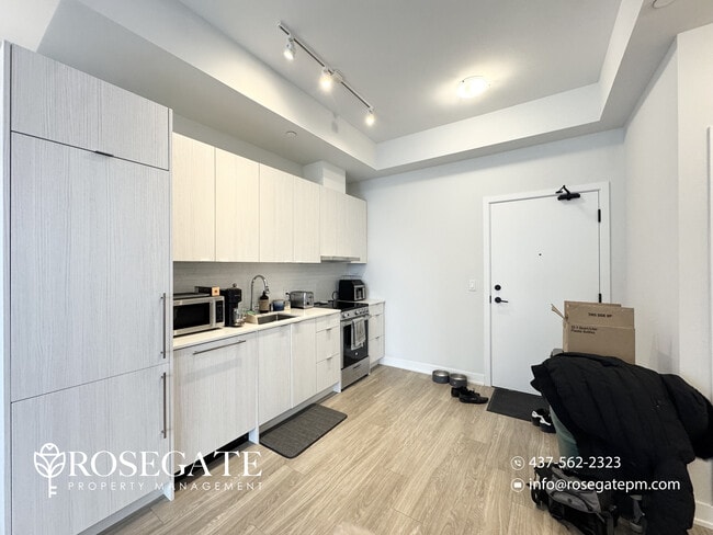 Photo - Modern 1-Bedroom Condo with Balcony & Underground Parking in Mississauga Unit 314