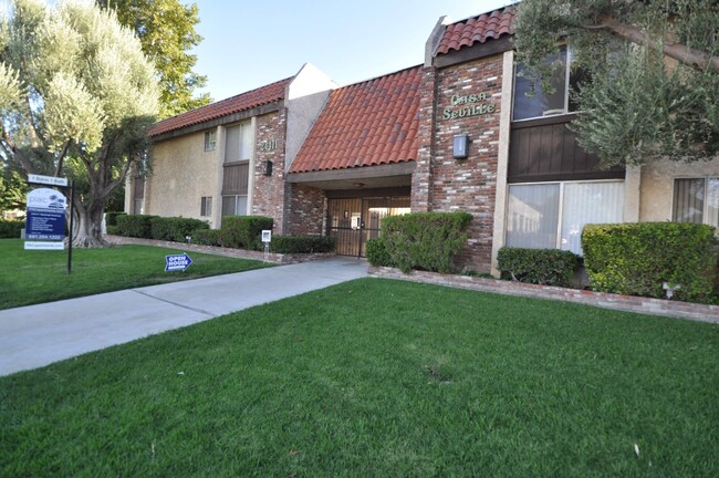 Photo - 24411 Newhall Ave Apartment Unit 106