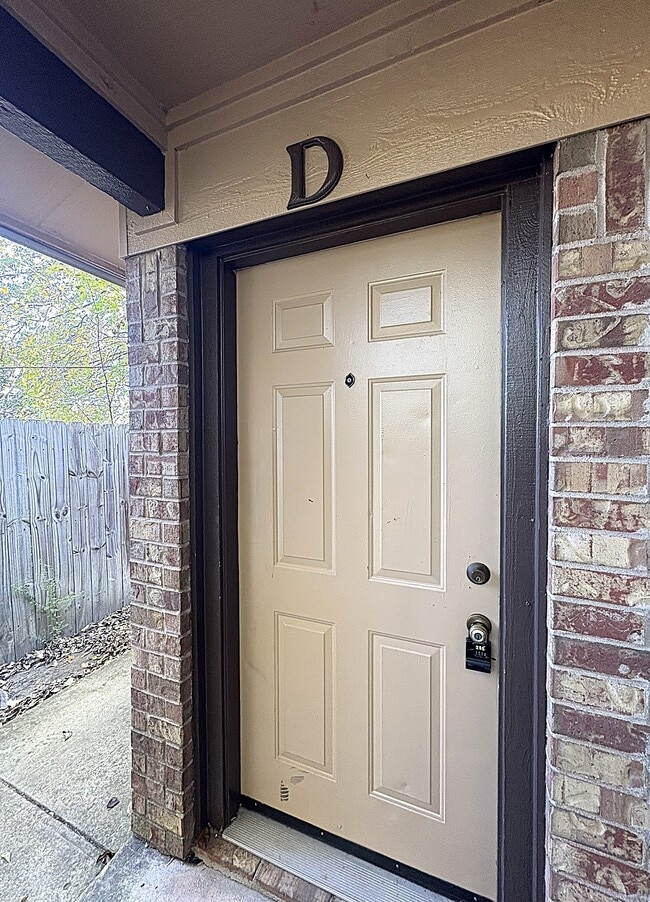 Photo - 3901 Hereford Ln Unidad #D