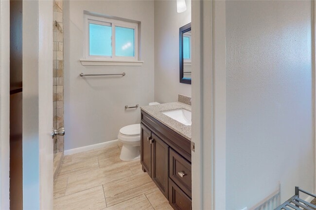 Photo - 5338 Creekbend Dr