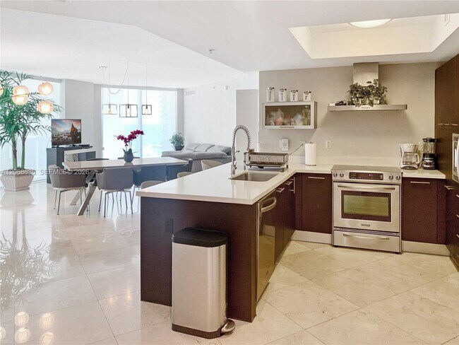 Photo - 150 Sunny Isles Blvd Unit 1-906