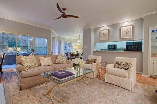 Photo - 1706 Summit View Pl Unidad 2