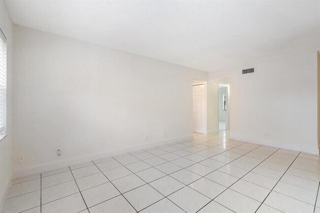 Photo - 11583 NW 42nd St Unit 11583