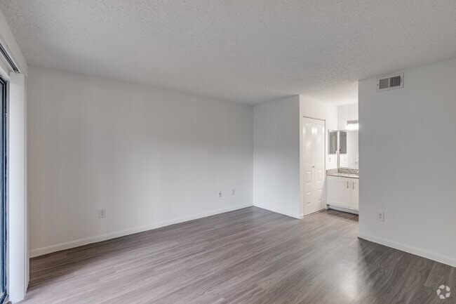 The Capri | 1 Bed, 1 Bath 625 Square Feet