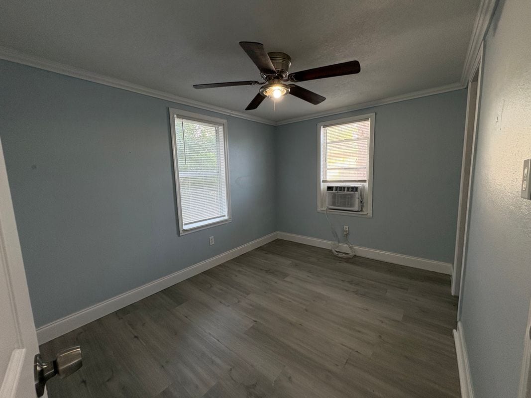 Photo - 1423 Licht St