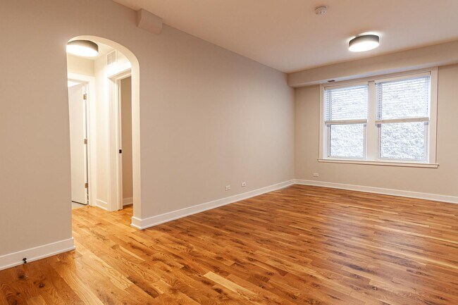 Photo - 656 W Wrightwood Ave Unit 207