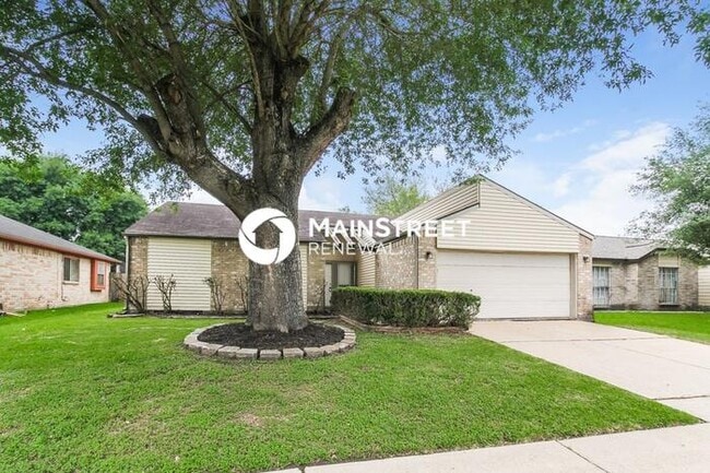 Building Photo - 3 Bedroom Pet-Friendly Home in Houston, TX with Main Street Renewal
