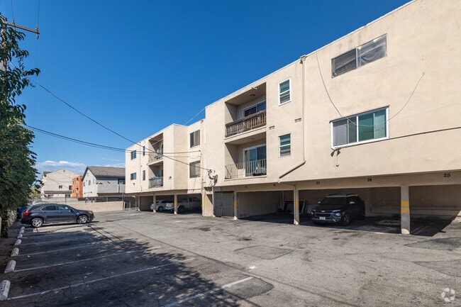 Parking Lot - Hyde Park Living – Steps to Transit, Parks & Crenshaw!