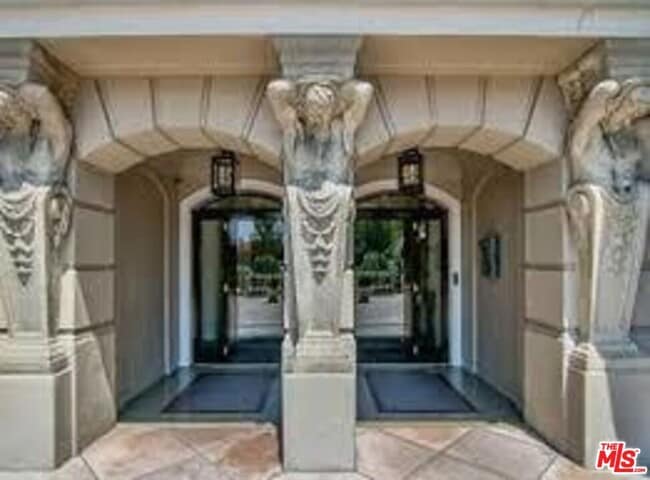 Photo - 316 N Rossmore Ave Unit PH 607