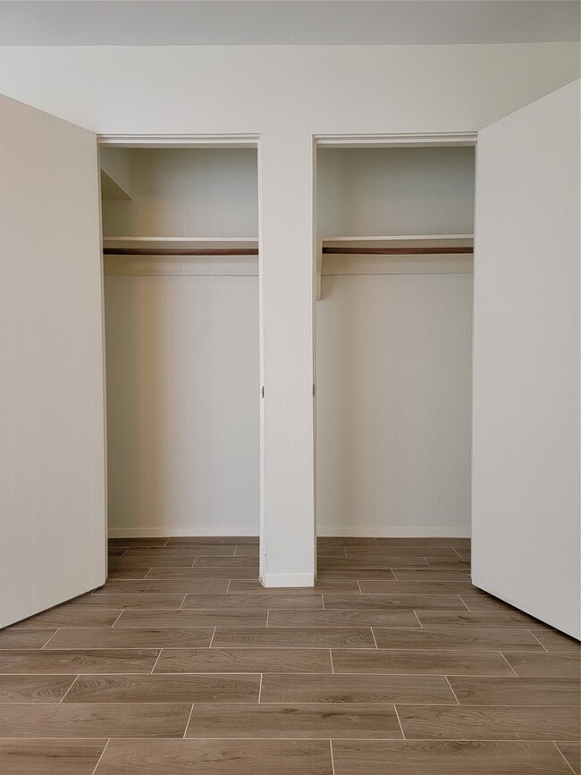 Photo - 2101 Fountain View Dr Unit 27