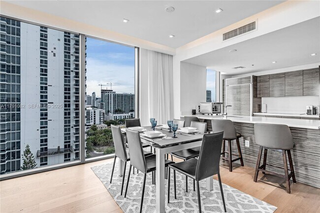 Photo - 460 NE 28th St Unit 1108