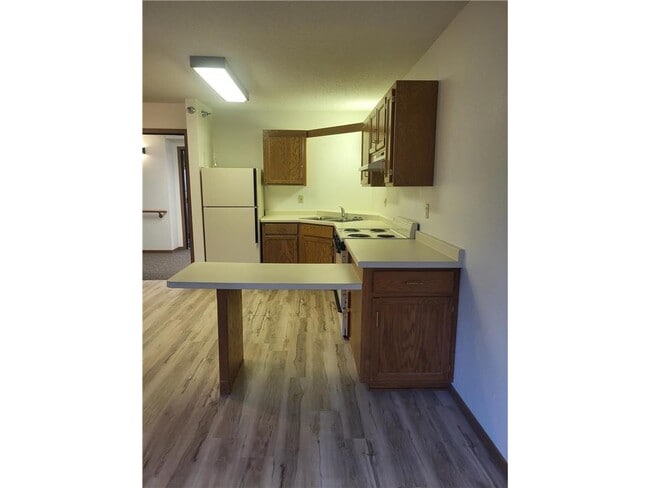 Photo - 609 Main St S Unit 3