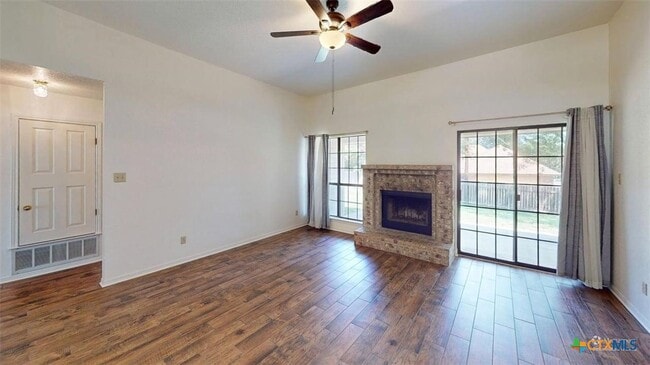 Photo - 1801 Thomas Ct