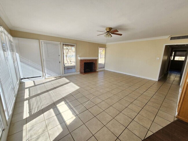 5903 Bagley Ave Unit Bagley Ave -5903