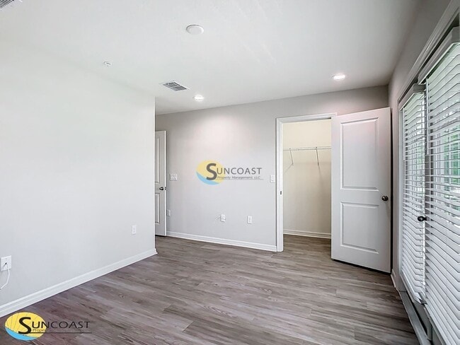 Building Photo - 3821 SW 43rd Ct Rental