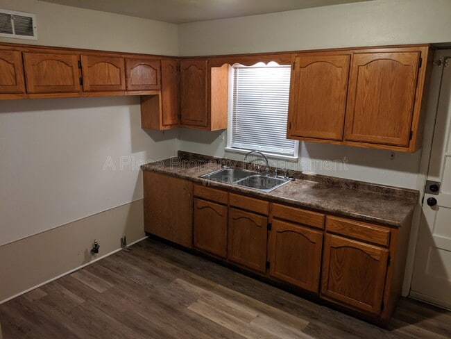 Photo - 9215 Outerbelt Ct