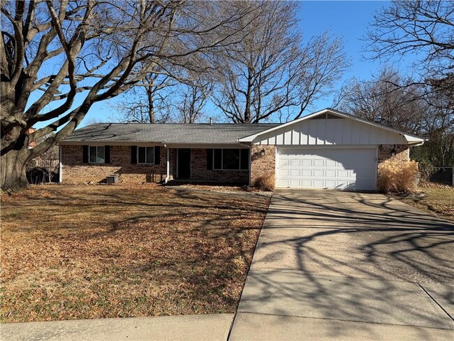 Photo - 2854 N Loxley Ave