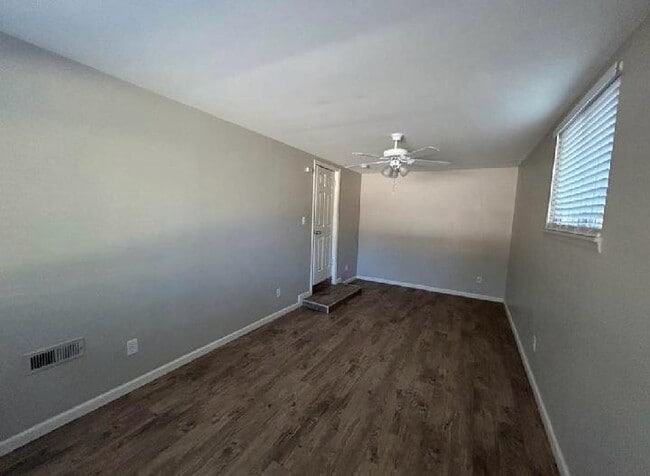Photo - 147 S 16th St