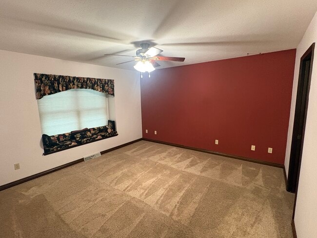Photo - 1512 Winsted Dr Unit 1512 Winsted