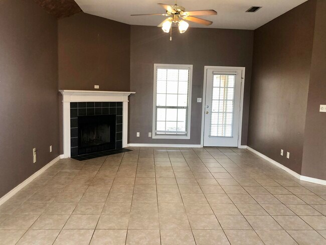 Photo - 26 Wellington Dr