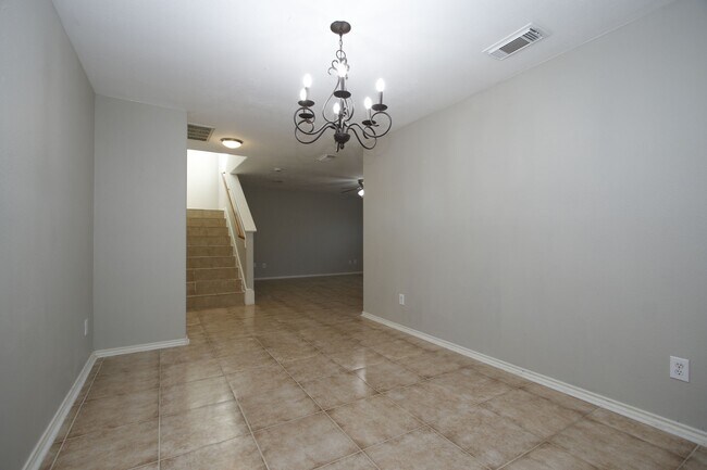 Photo - 18926 Piney Way Dr