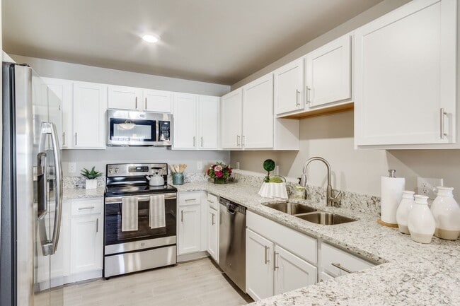 Tribute Creek Apartment Homes