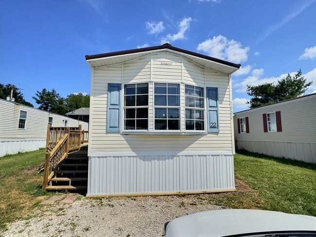 Photo - 1002 Libby Lane