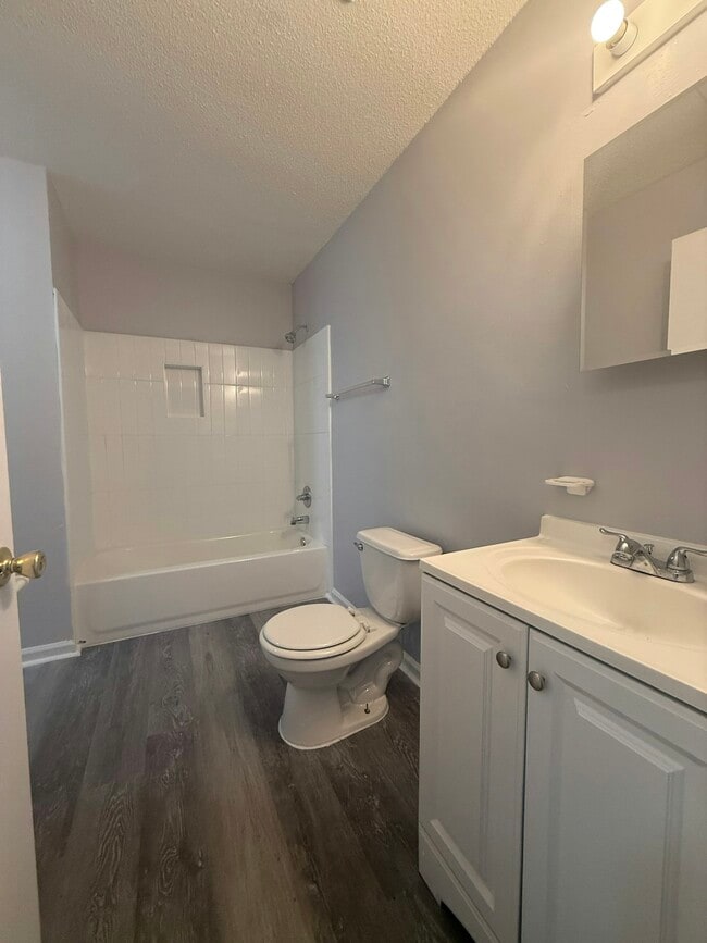 Photo - 3608 Hicky St