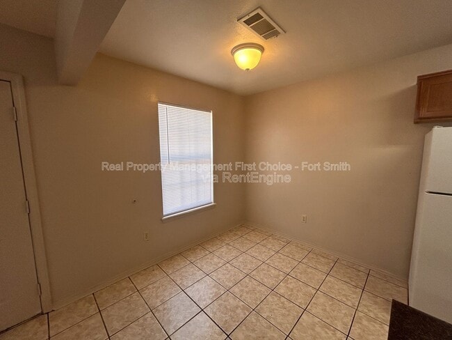 Photo - 1857 Brazil Ave