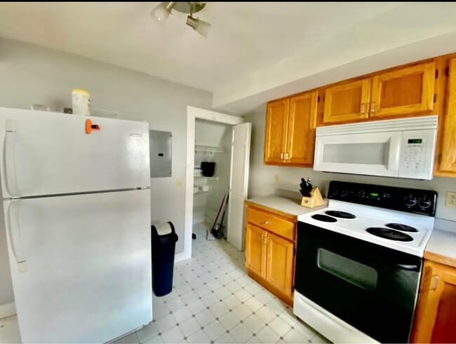 Photo - 16 Hillcrest St Unit 1