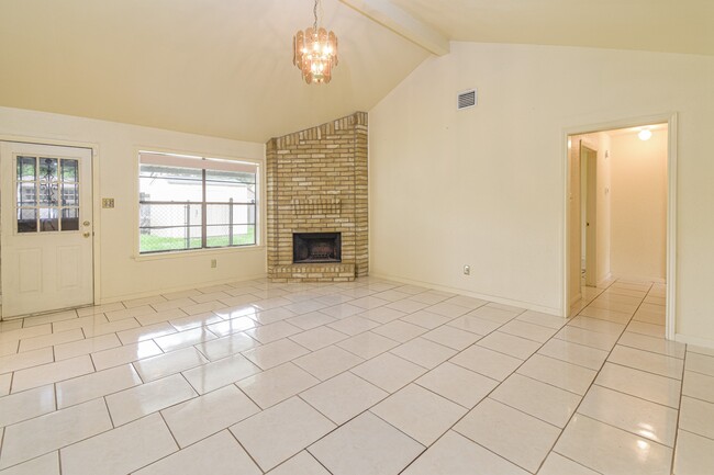 Photo - 3803 Lochmire Ln