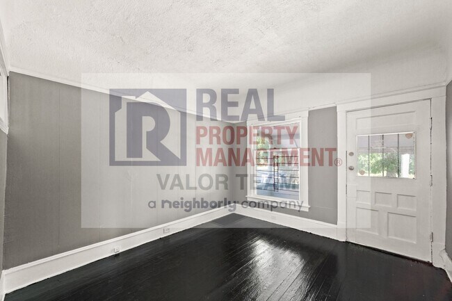 Photo - Newly Updated home for rent!  6 Bedrooms! ...