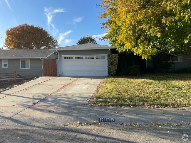 Building Photo - 6109 Golden Dawn Way Rental