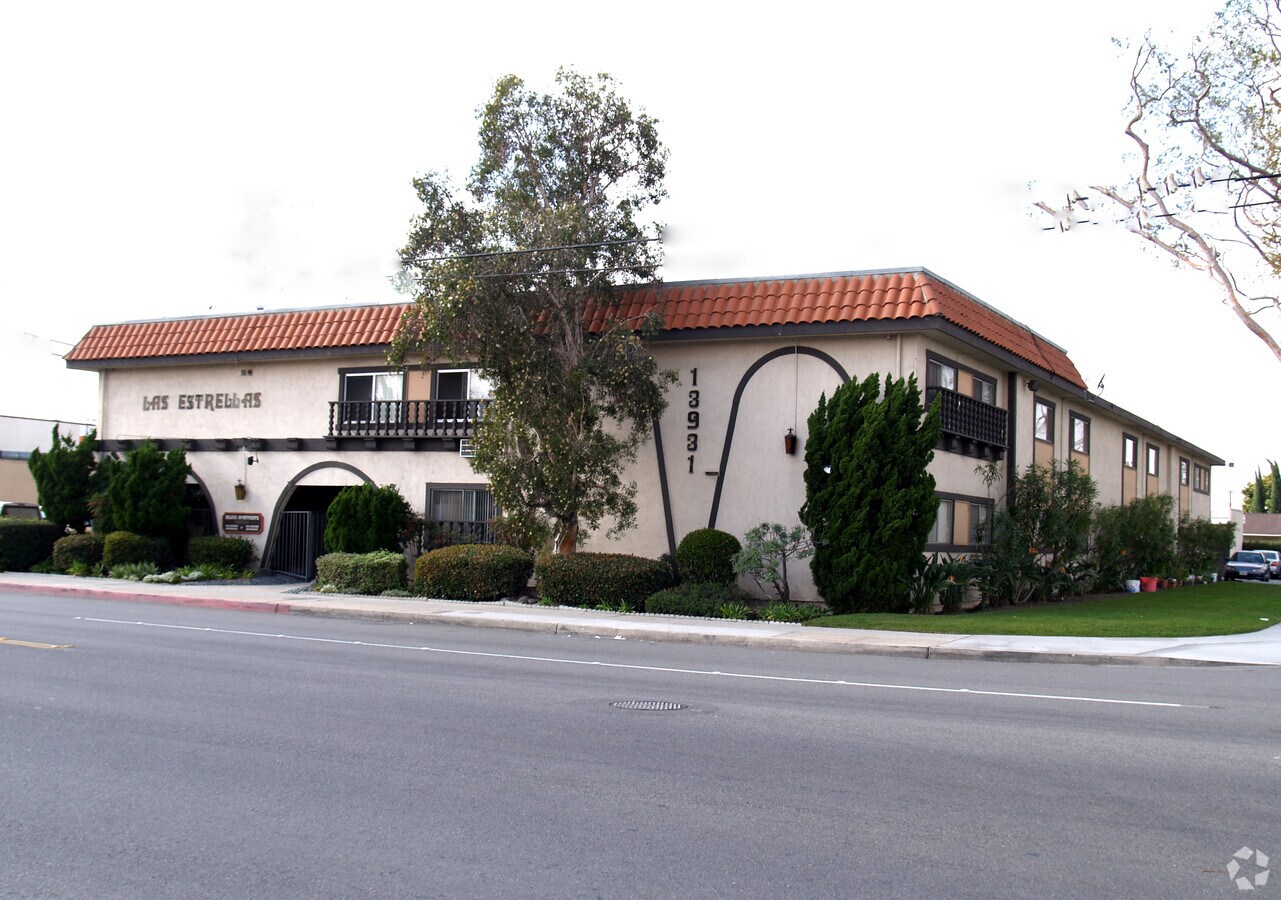 Photo - Las Estrellas Apartments