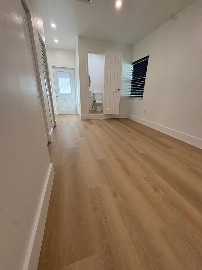 Photo - 3740 SW 124th Ct Unit Efficiency
