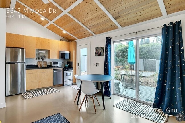 Building Photo - 3647 Mimosa Dr Rental
