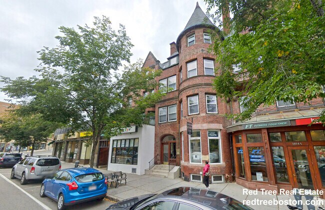 Building Photo - 1407 Beacon St Unit #3 Rental