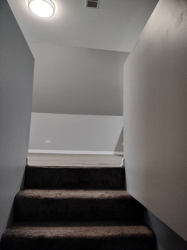 Photo - 8320 S Muskegon Ave