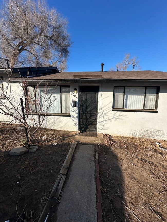Photo - 2007-2019 4th Avenue Unidad 2009