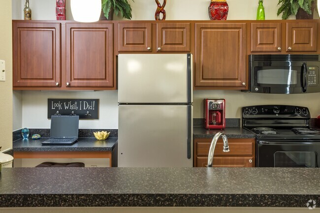 Interior Photo - Avenue at Timberlin Park Rental