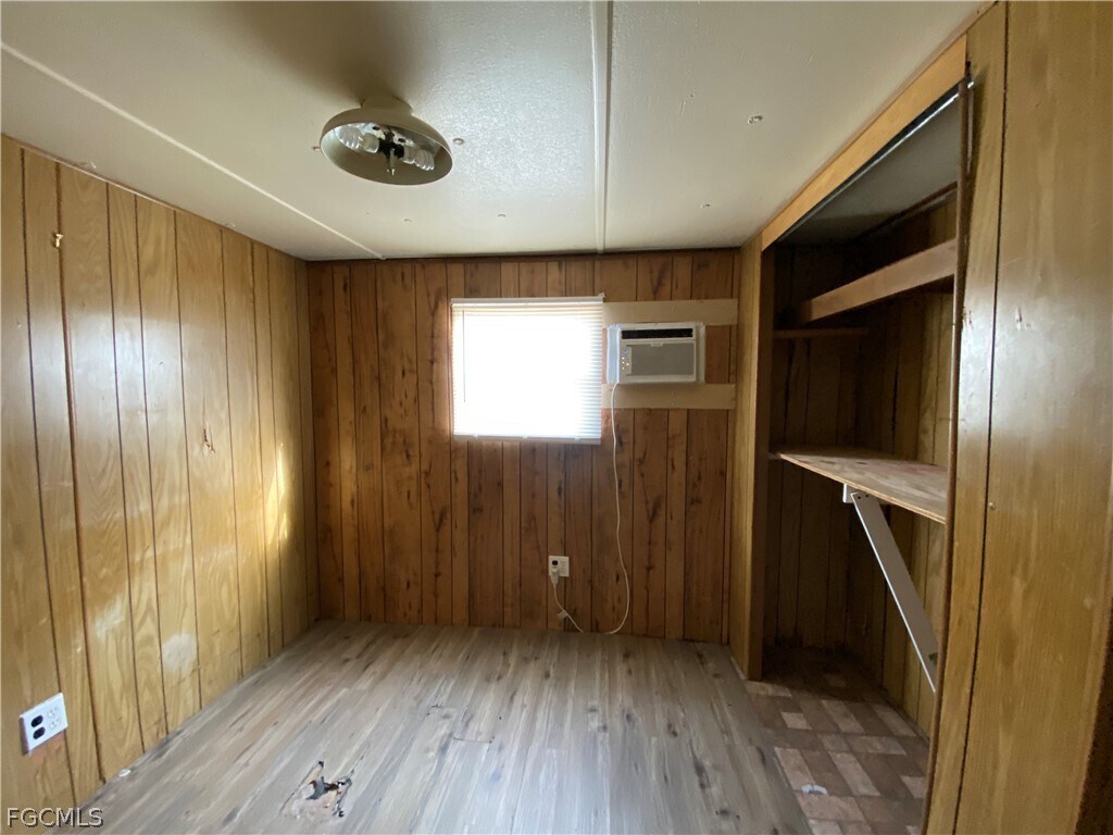 Photo - 2207 Cantor Ln