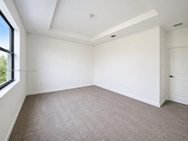 Photo - 307 NE 208th Terrace