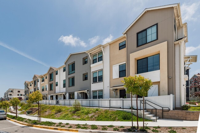 Building Photo - 4618 Catmint Ln