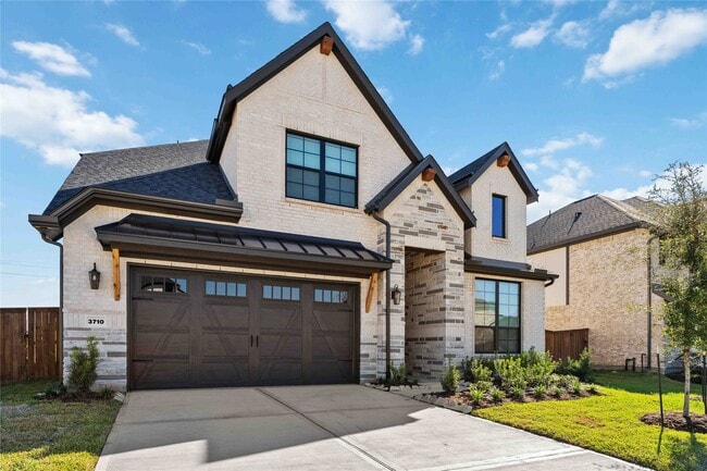 Photo - 3710 Highcliffe Dr